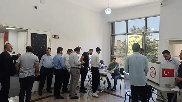 Hamit Evin, Diyanet-Sen Siirt Şube Başkanlığına Yeniden Seçildi