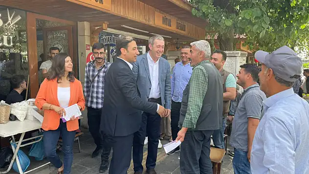 HDP ve Yeşil Sol Parti Siirt İl Yönetimi Esnafı Ziyaret Ederek Kılıçdaroğlu'na Destek İstedi