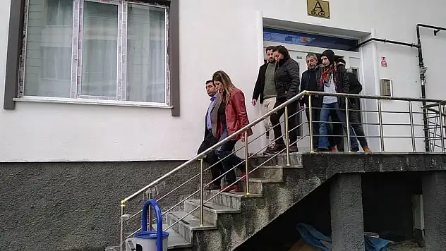 HDP'DEN HAYALİ SEÇMENLERE EV ZİYARETİ