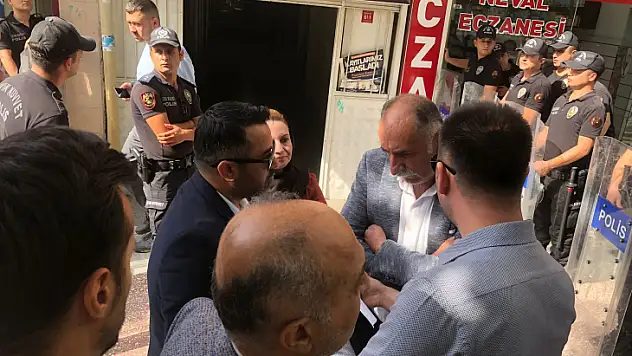 HDP'nin Basın Açıklaması 1 Günlük Yasağa Takıldı (VİDEOLU HABER)