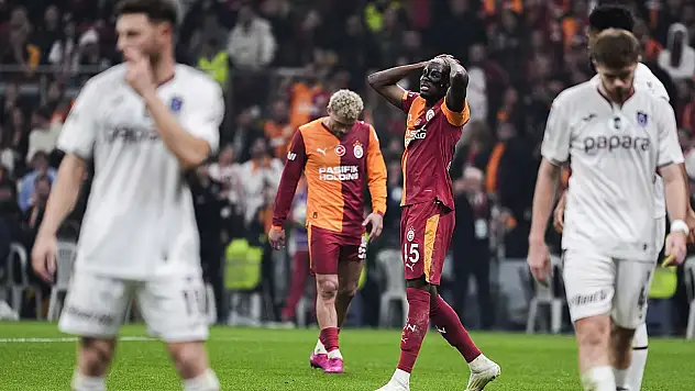 Her şey Var Gol Yok! Dev maçta kazanan yok: Galatasaray 0 - 0 Trabzonspor