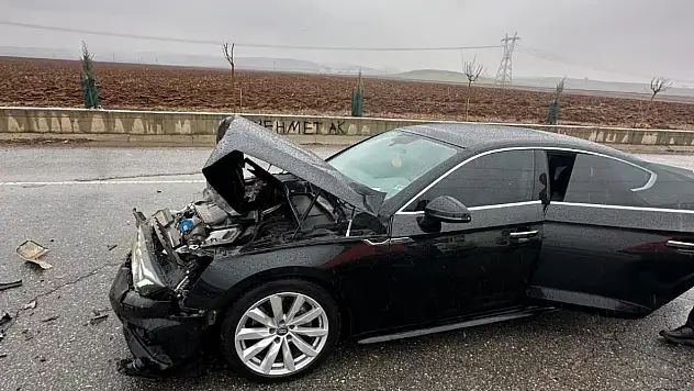 Hurdaya Dönen Araçtan Yara Almadan Kurtuldu!