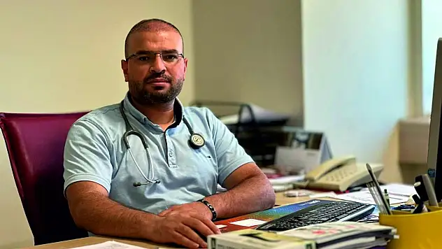 İç Hastalıkları Uzmanı Dr.Öğr.Üyesi M.Selim Mamiş'ten Öğretmenlere Sağlık Tavsiyeleri (VİDEOLU HABER)