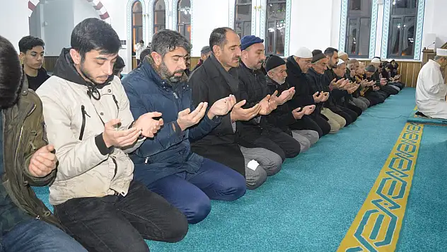 İdeal Eğitim Vakfı'ndan Ramazan Ayı Tavsiyeleri