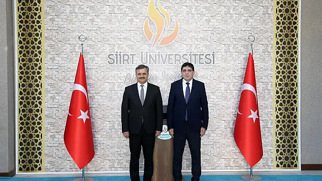 Iğdır Üniversitesi Rektörü Alma'dan Rektör Şındak'a Ziyaret