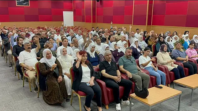 İHD Siirt Şubesi'nde Yeni Eşbaşkanlar Belirlendi