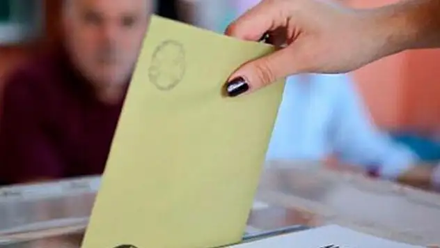 İki siyasi Parti Birleşiyor Mu?