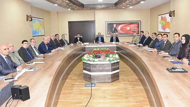 İl Göç Kurulu Toplantısı, Vali Dr.Kemal Kızılkaya Başkanlığında Gerçekleştirildi