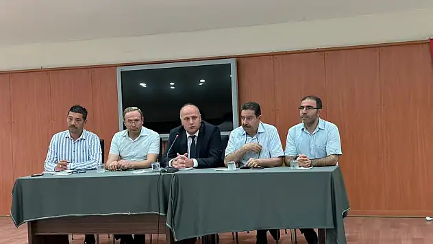 İl Milli Eğitim Müdürü Salih Sadoğlu Başkanlığında Okul Müdürleri Toplantısı Yapıldı