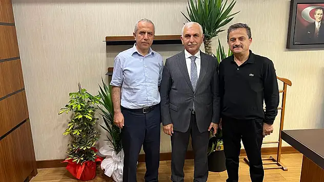 İl Sağlık Müdürü Dr.Ömür ve Dr.Serin'den Mervan Gül'e Ziyaret