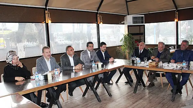 İLBAŞ HALKIMIZA HİZMETKAR OLMAK İÇİN VARIM