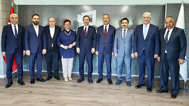 İletişim Başkanı Altun'dan Basın İlan Kurumu'na Ziyaret