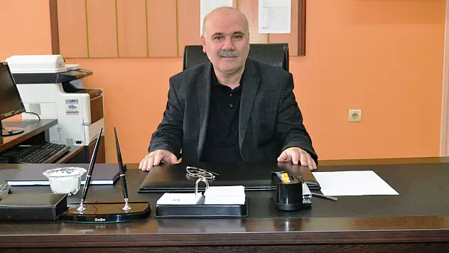 İNÖNÜ İLKOKULUNDA KURULAN KÜTÜPHANE, KİTAP BAĞIŞI BEKLİYOR