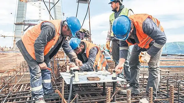 İnşaat İşçisinin Maaşı Asgari Ücreti Üçe Katladı