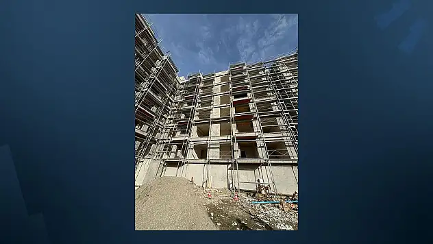 İnşaatın 6. Katından Düşen İşçi Öldü