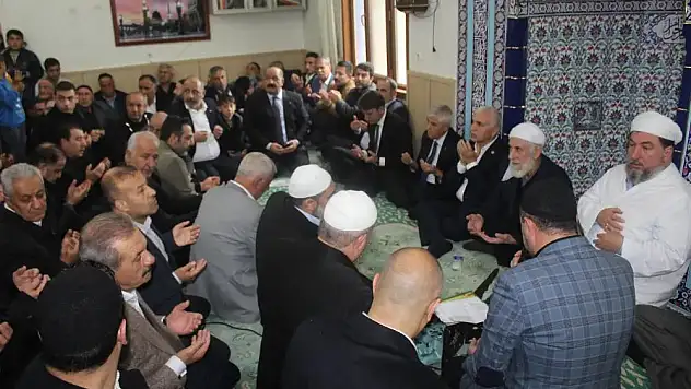 İş İnsanı Rahmi Solmaz, Vefatının Sene-i Devriyesinde Dualarla Anıldı