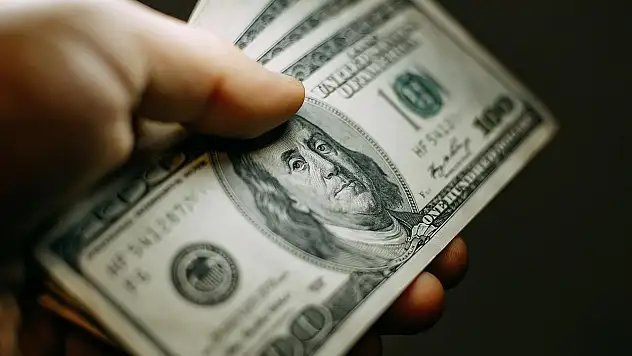 Jeopolitik Gerilim Doları Güçlendirdi: Temmuz 2025'ten Bu Yana En Hızlı Yükseliş