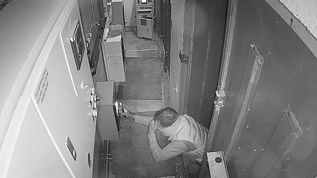 Kaçak Elektrik Bağlantısı Tehlike Saçıyor