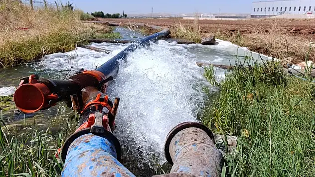 Kaçak Elektrik Türkiye'de Elektrik Arzını Tehdit Ediyor!