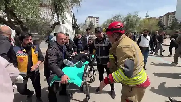Kahramanmaraş'ta okula saldırısında 4 kişi öldü