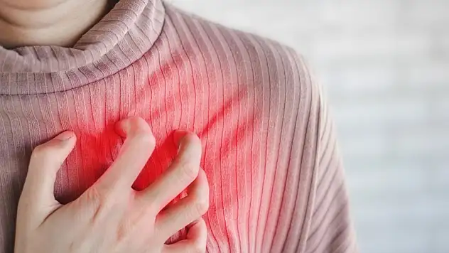 Kalp krizi sandığınızdan sessiz ilerliyor: 4 erken uyarı sinyali