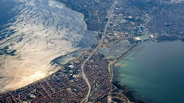 Kanal İstanbul Projesi nden 10 yılda 181.5 milyar lira gelir elde edilecek