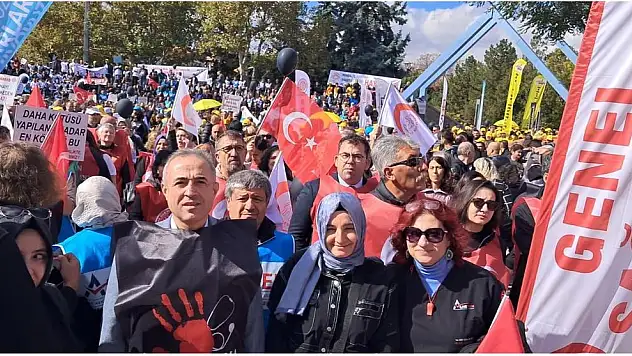 Karatutlu: 'Hekimler Yok Sayılıyor, Sağlık Sistemi Çatırdıyor'