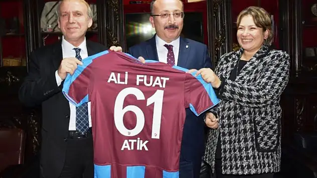 KARDEŞ ŞEHİR PROJESİ KAPSAMINDA GİTTİĞİ TRABZON'DA KONUŞAN VALİ ALİ FUAT ATİK: 'BU DEVLETİ KÜRTLERLE BERABER KURDUK'