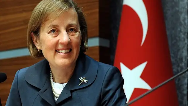 Kavaf'tan Çalışma Hayatında Dikkat Çeken Teklif