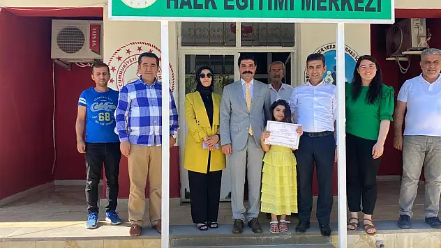 Kaymakam/ Belediye Başkan v. Emin Bağlı, Sertifika Törenine Katıldı