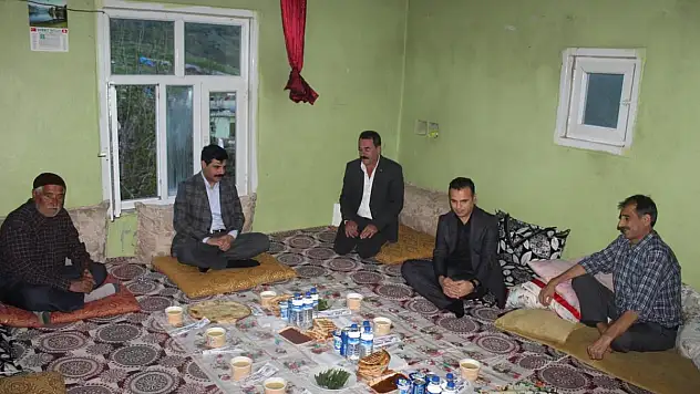 KAYMAKAM/BELEDİYE BAŞKAN V. EMİN BAĞLI'DAN  'KURT' AİLESİNE İFTAR ZİYARETİ