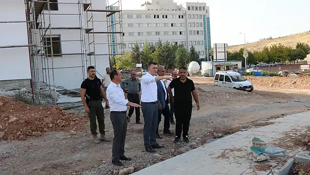 Kaymakam Serin, Yapımı Devam Eden Millet Bahçesinde İncelemelerde Bulundu