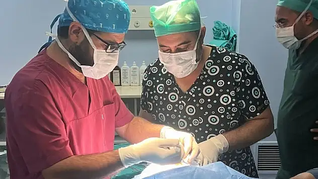 KBB Uzmanı Dr.Ünal Kaplan, Dudak Kanseri Ameliyatlarını Başarıyla Gerçekleştiriyor