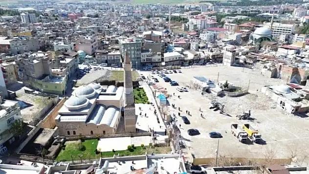 Kentsel dönüşümde yeni dönem: Kararlar kolaylaşacak, itiraz edenin payı satılabilecek