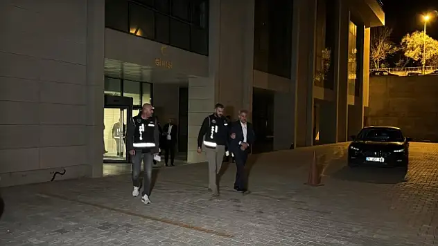 Kırıkkale'de Yahşihan Belediye Başkanı Ahmet Sungur Görevden Uzaklaştırıldı