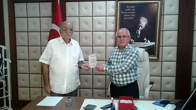 KÜLTÜR VE TURİZM MÜDÜRÜ REMZİ USLU'DAN PLAKET