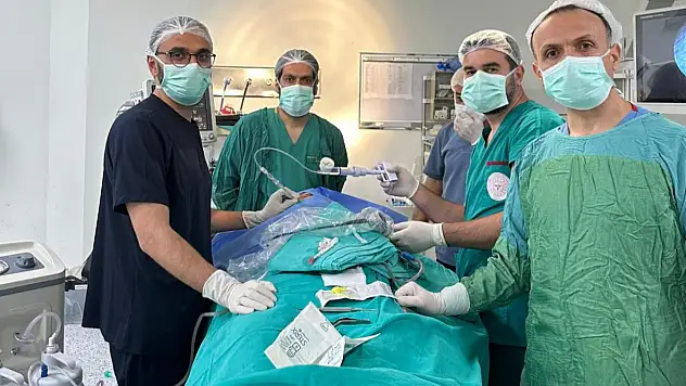 Kurtalan'da Bir İlk: Türkiye'de Sayılı Merkezde Yapılan Ameliyat Artık Siirt'te