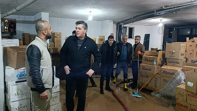 Kurtalan'da Sağanak Yağış Sonrası Kaymakam Samet Serin Çalışmaları Yerinde İnceledi