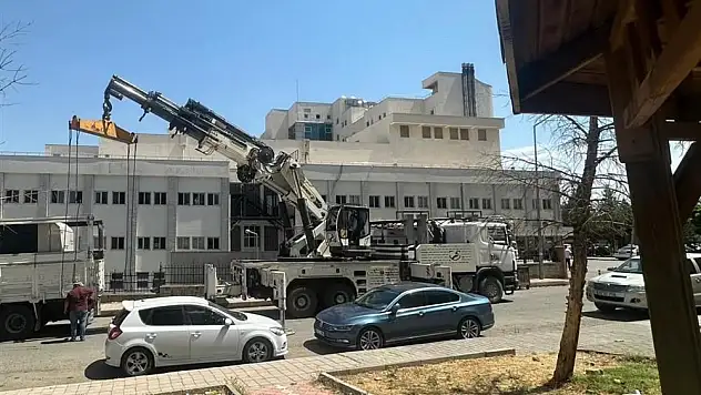 Kurtalan Devlet Hastanesinin Klima Montajına Başlandı