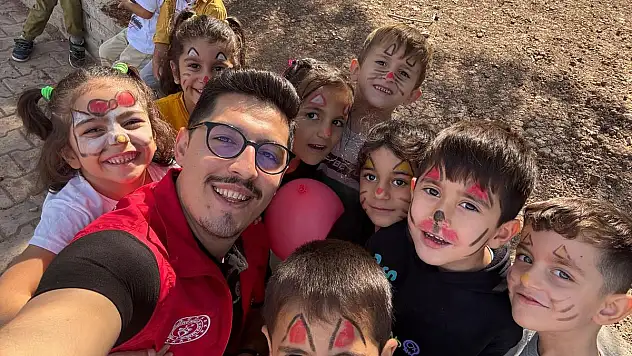 Kurtalan Gençlik Merkezi'nden Okula Dönüş Şenliği (VİDEOLU HABER)