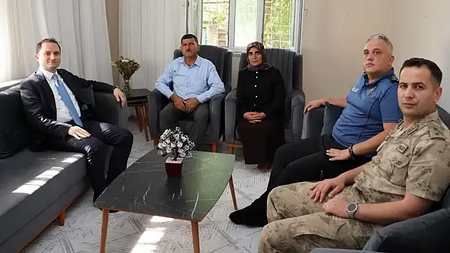 Kurtalan Kaymakamı Salih Başara'dan İlk Ziyaret Şehit Ailelerine