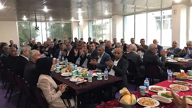 Kurtalan Kaymakamı Serin, Muhtarların Günlerini Kutladı