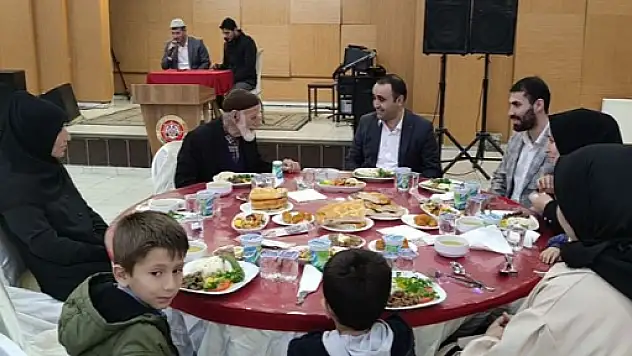 KURTALAN KAYMAKAMLIĞI ŞEHİT YAKINI VE GAZİLER ONURUNA İFTAR PROGRAMI DÜZENLENDİ