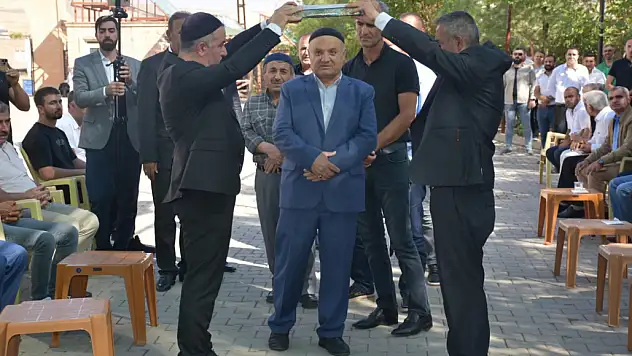 Kurtalan'da Husumetli İki Aileyi Vali Dr. Kemal Kızılkaya Barıştırdı