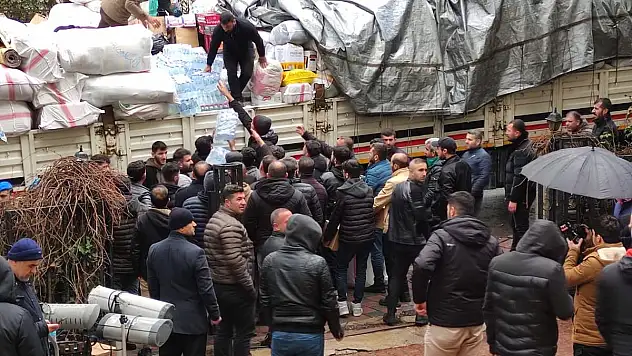 KURTALAN'DA İLK YARDIMLAR YOLA ÇIKTI