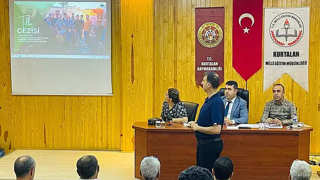Kurtalan'da Okullar İçin Yılsonu Değerlendirme Toplantısı