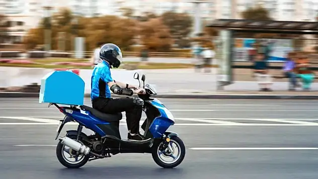 Kuryeler İçin 'Son 2 Gün': SRC Belgesi Olmayanları Ağır Cezalar Bekliyor