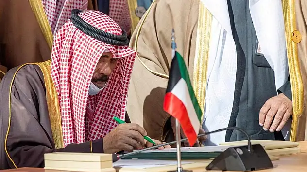 Kuveyt Emiri Hayatını Kaybetti