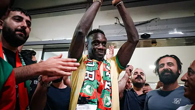 Mbaye Diagne Amedspor'da: Diyarbakır'a Geldi