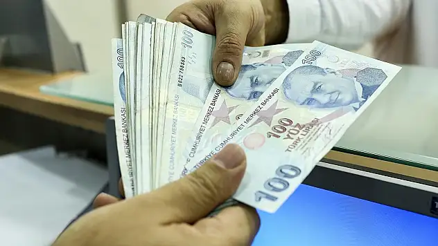 Memurlara Yılda İki Kez 'Tatil İkramiyesi' Önerisi TBMM'de